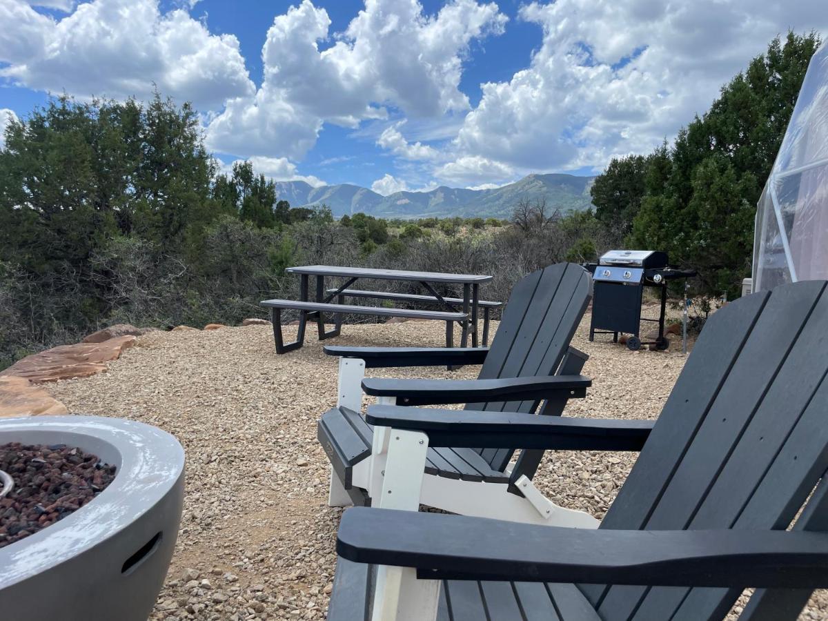 Canyon Rim Domes - A Luxury Glamping Experience!! Monticello Exterior foto